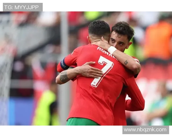 葡萄牙足球队核心球员C罗的传奇之路与影响力分析 葡萄牙足球队核心球员C罗的传奇之路与影响力分析