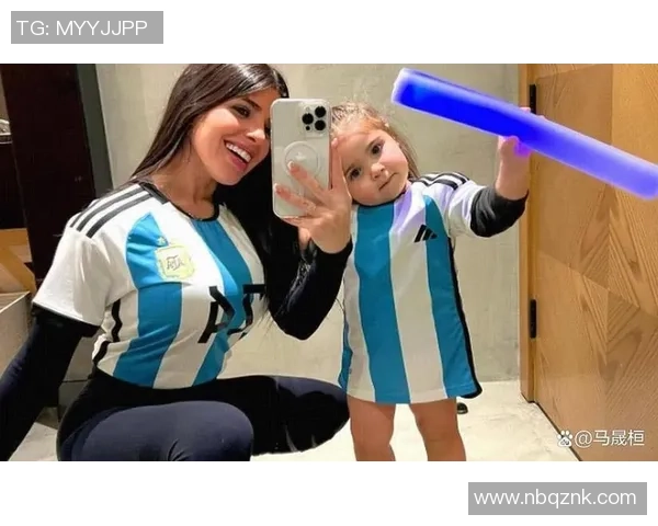 足球球星背后的女人们 她们如何在聚光灯下与爱与事业共舞 足球球星背后的女人们 她们如何在聚光灯下与爱与事业共舞